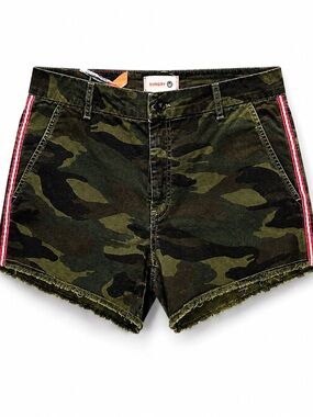 SUNDRY Camo Green Utility Shorts LIKE NEW Stripe Red Framed Hem Military Med 29